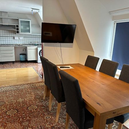 Grosses Apartment Im Dg Leipzig Exteriör bild