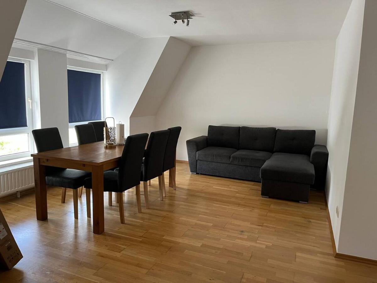 Grosses Apartment Im Dg Leipzig Exteriör bild